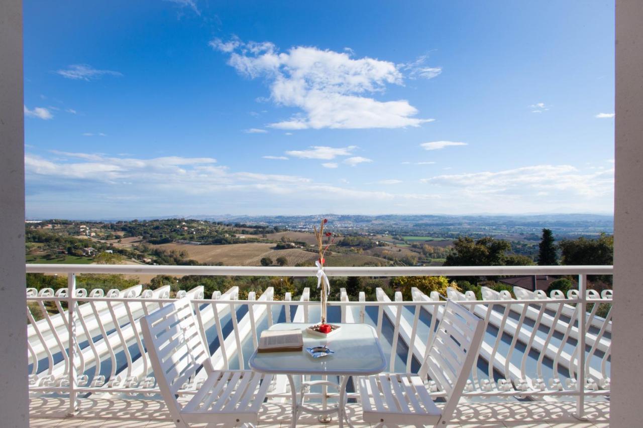 Holiday Residence Belohorizonte Macerata Exterior foto
